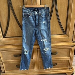GAP High rise light blue washed ripped jeans, size 25w